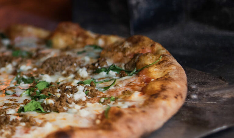 Rosas Pizza Featured Photo